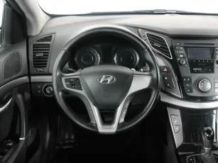 Hyundai  8