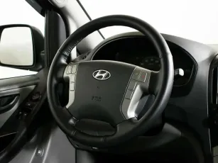 Hyundai  8