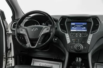 Hyundai  10