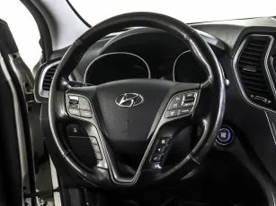 Hyundai  11