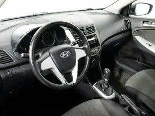 Hyundai  7
