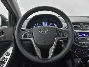 Hyundai  6