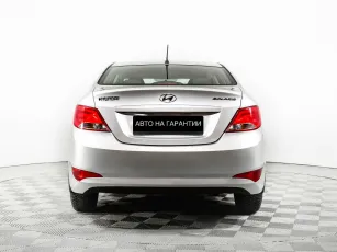 Hyundai  6