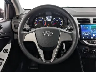 Hyundai  16