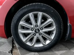 Hyundai  6