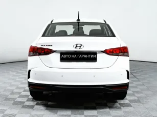 Hyundai  6