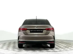 Hyundai  6