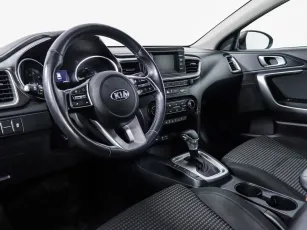 Kia  7