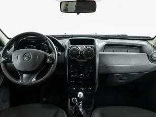 Renault  6
