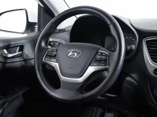 Hyundai  13