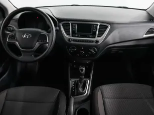 Hyundai  6