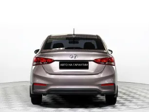Hyundai  6