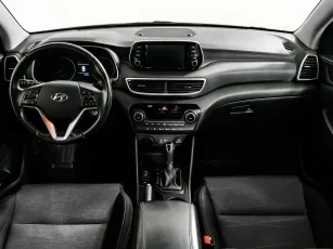 Hyundai  8