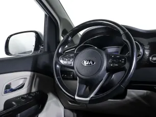 Kia  13