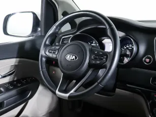 Kia  15