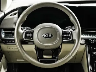 Kia  10