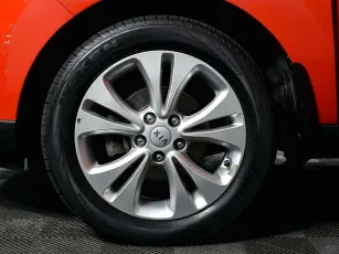 Kia  6