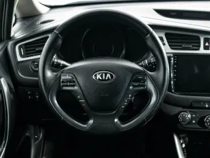 Kia  8