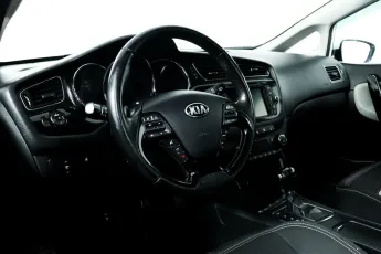 Kia  9
