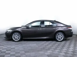 Toyota  3
