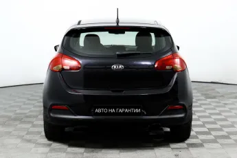 Kia  6