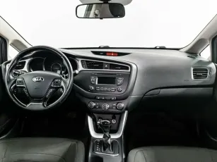 Kia  6