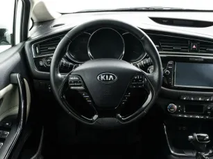 Kia  13