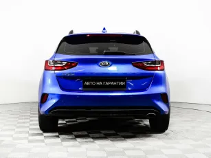 Kia  6