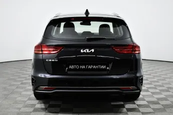 Kia  6