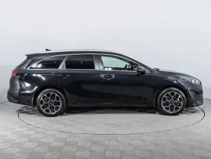 Kia  4