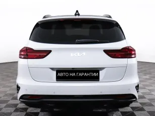 Kia  6