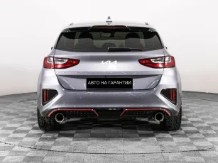 Kia  4
