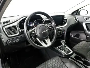 Kia  9