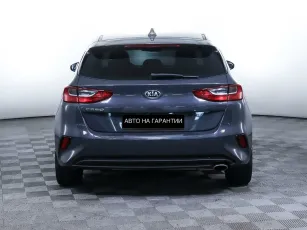 Kia  6