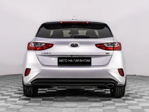 Kia  4