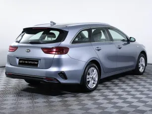 Kia  3