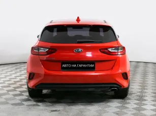 Kia  4