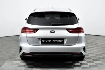 Kia  6