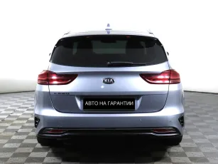 Kia  4