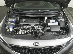 Kia  7
