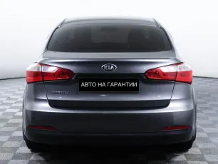 Kia  4