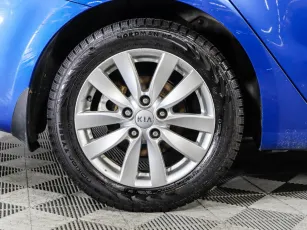 Kia  5