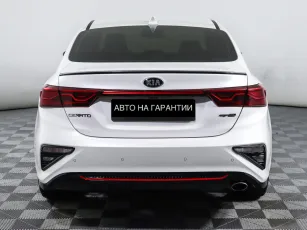 Kia  4
