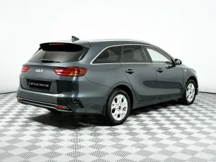 Kia  5