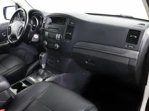 Mitsubishi  6