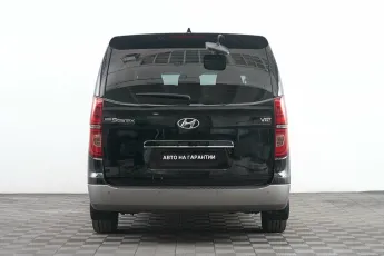 Hyundai  4