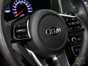 Kia  10