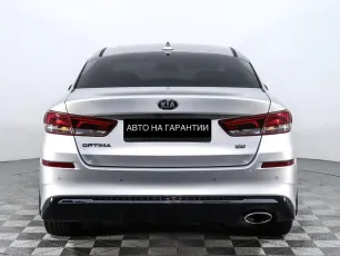Kia  6