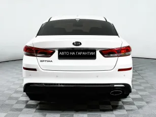 Kia  6
