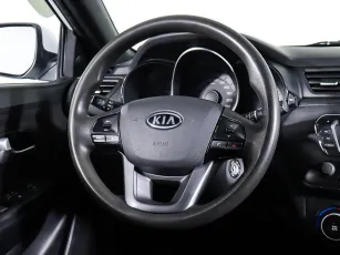 Kia  13